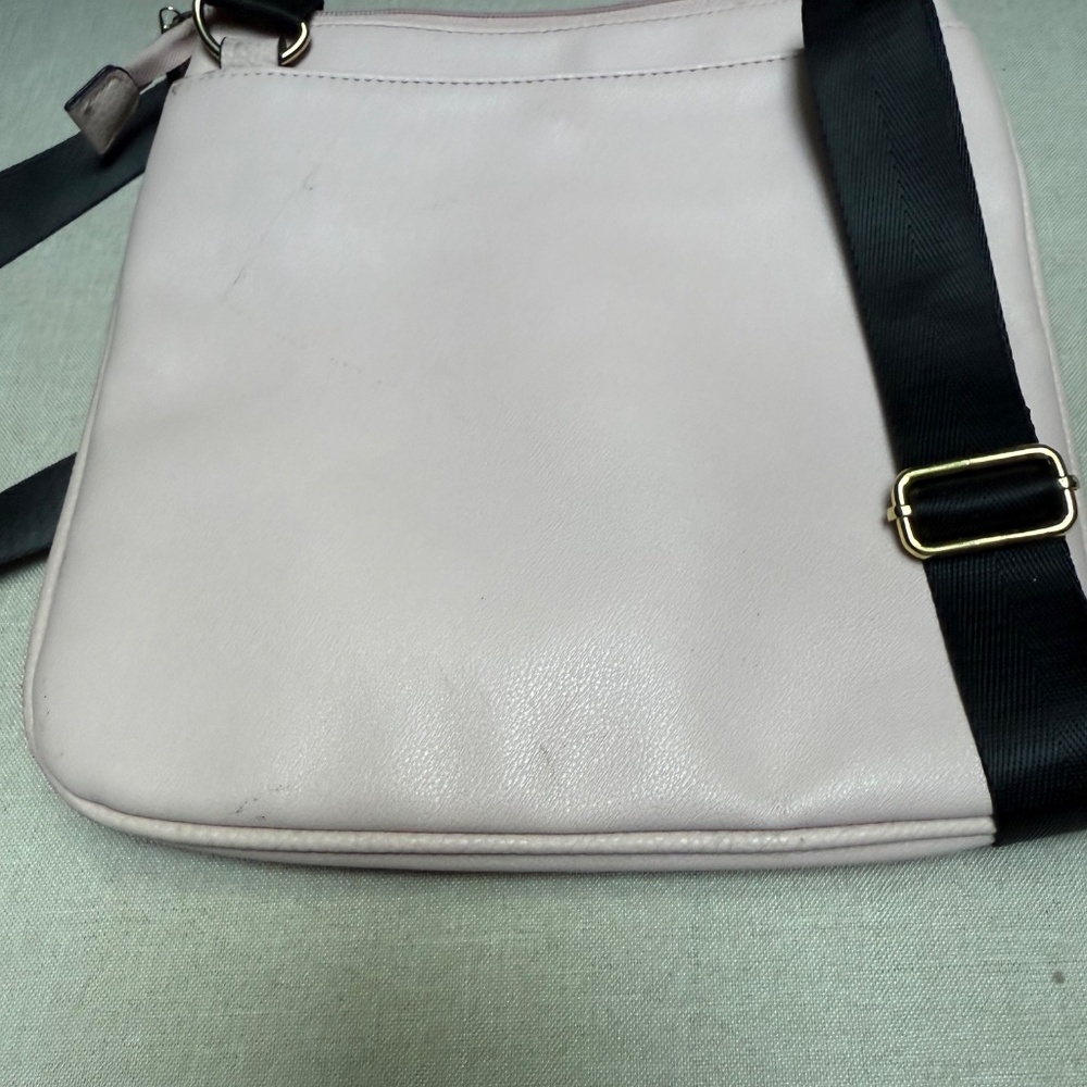 Juicy Couture Crossbody Purse Pink Black Faux Leather Logo Strap Messenger - Picture 11 of 14